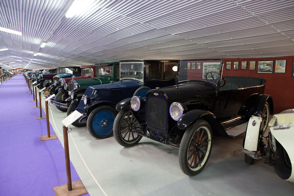 Museo coches de cine Colección Vicente Pavia