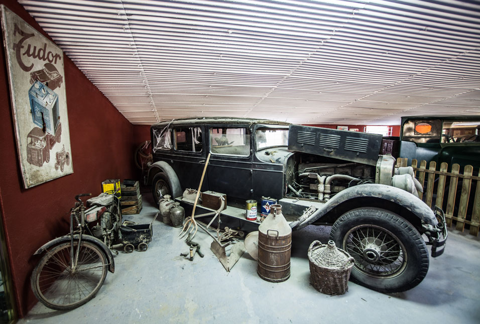 Museo coches de cine Colección Vicente Pavia